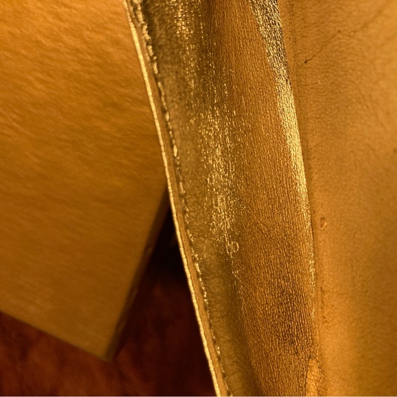 Gucci authentic Silver Leather Ballet Flats With GG Logo size 36 1/2. - Picture 10 of 10